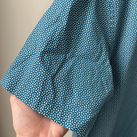 Michael Kors Short Sleeve Button Down Shirt - Picture 2 of 6